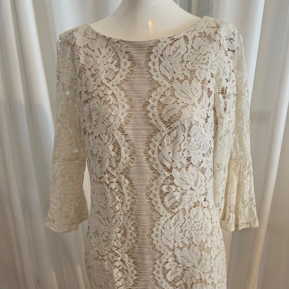 Flattering flare sleeve Dressbarn cream lace dress